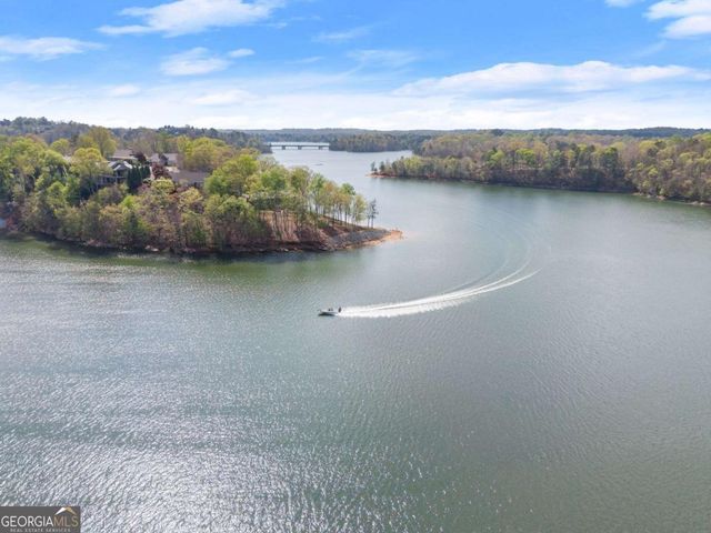 2528 Thompson Ovlk, Gainesville, GA 30506