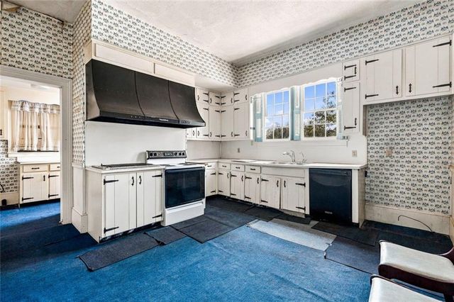 201 Whitlock Avenue SW, Marietta, GA 30064