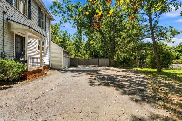 201 Whitlock Avenue SW, Marietta, GA 30064