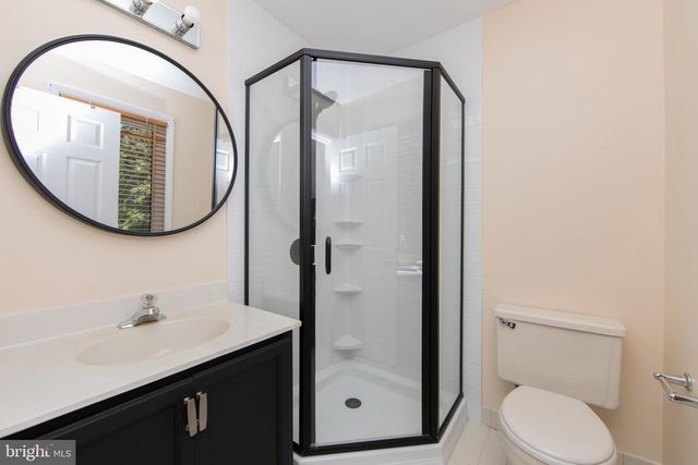 32 APPLEY CT, Cherry Hill, NJ 08002