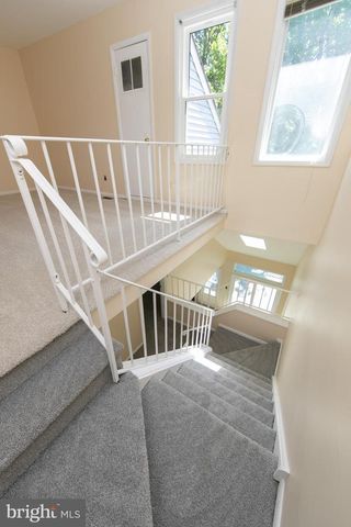 32 APPLEY CT, Cherry Hill, NJ 08002