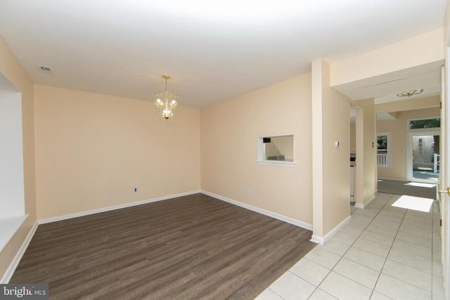 32 APPLEY CT, Cherry Hill, NJ 08002