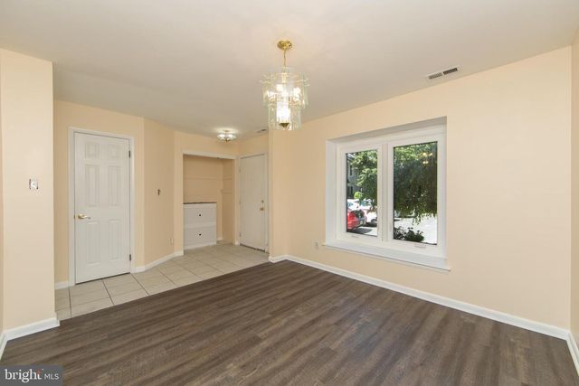 32 APPLEY CT, Cherry Hill, NJ 08002