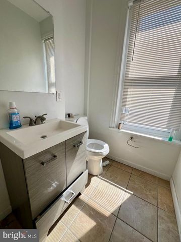 1824 W NORRIS ST, Philadelphia, PA 19121