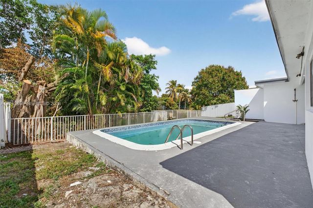 6621 Ficus Drive, Miramar, FL 33023