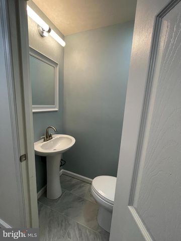 821-823 CONCORD ST, Hagerstown, MD 21740