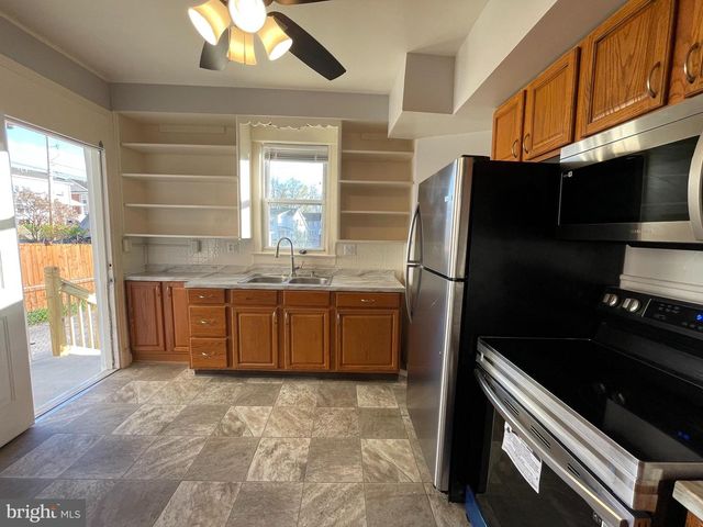 821-823 CONCORD ST, Hagerstown, MD 21740