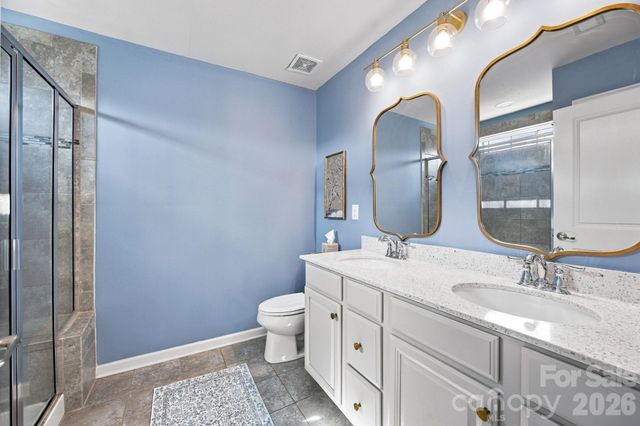 1717 Fleetwood Drive, Charlotte, NC 28208