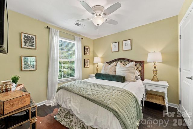 1717 Fleetwood Drive, Charlotte, NC 28208