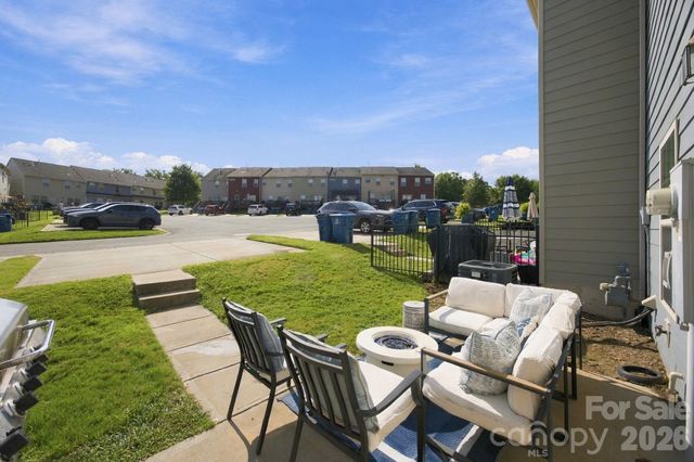 1717 Fleetwood Drive, Charlotte, NC 28208