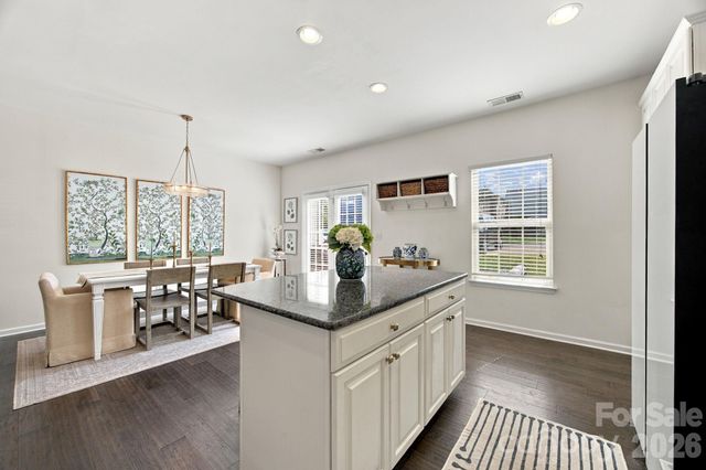 1717 Fleetwood Drive, Charlotte, NC 28208
