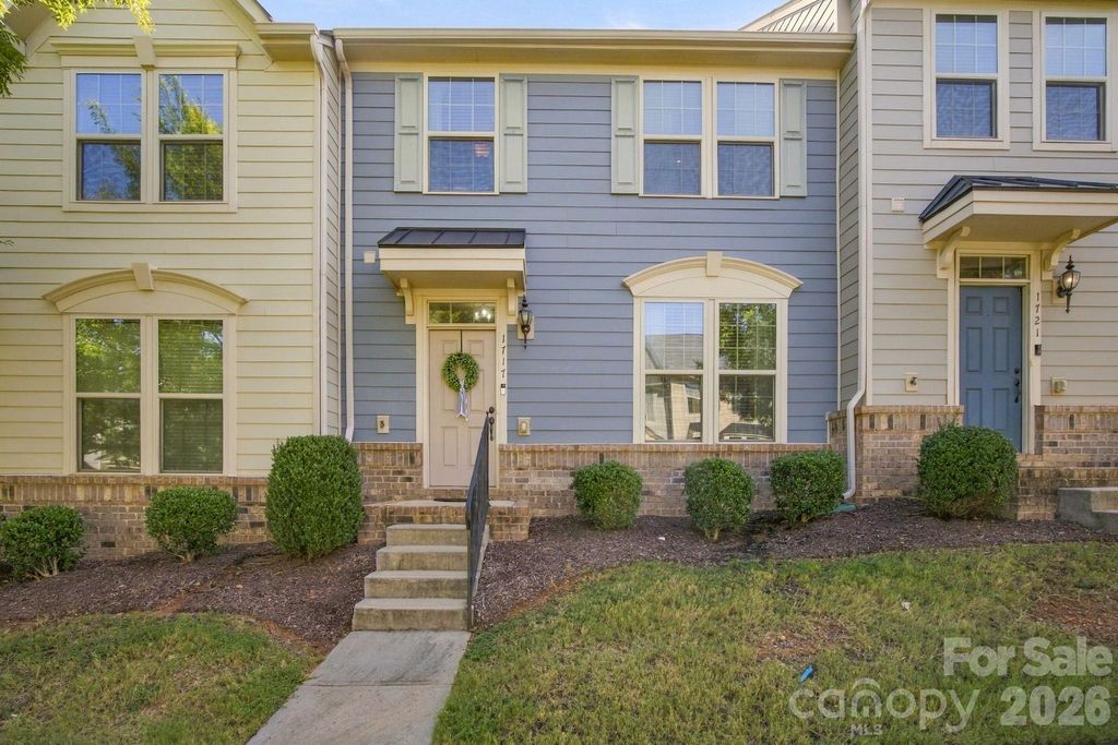 1717 Fleetwood Drive, Charlotte, NC 28208