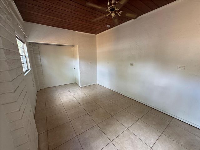 2107 CHIPPAWA PLACE, Sarasota, FL 34234