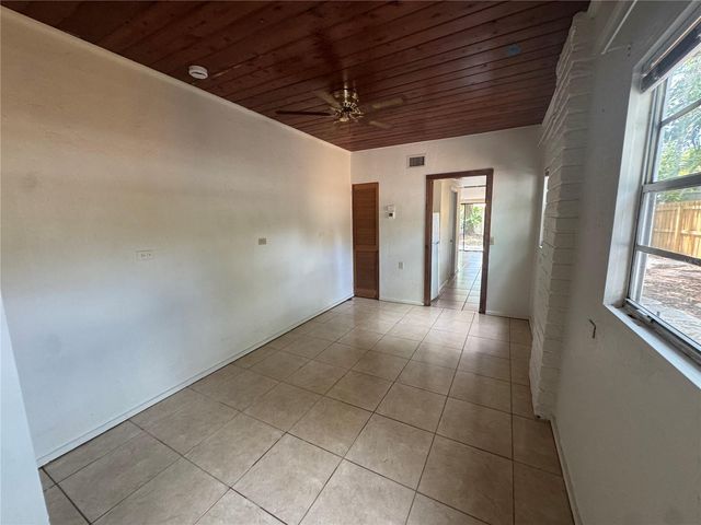 2107 CHIPPAWA PLACE, Sarasota, FL 34234