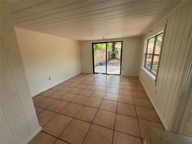 2107 CHIPPAWA PLACE, Sarasota, FL 34234