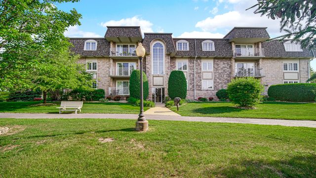 408 Swan Drive 2d, Dyer, IN 46311