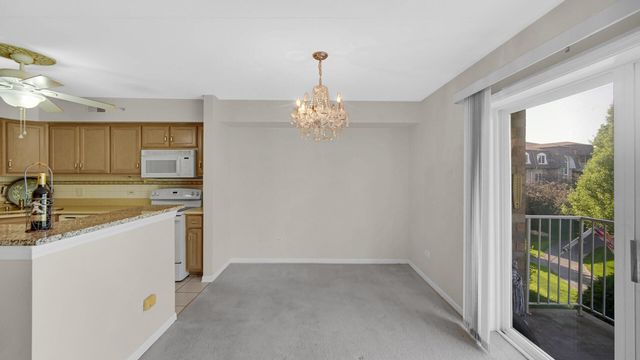 408 Swan Drive 2d, Dyer, IN 46311