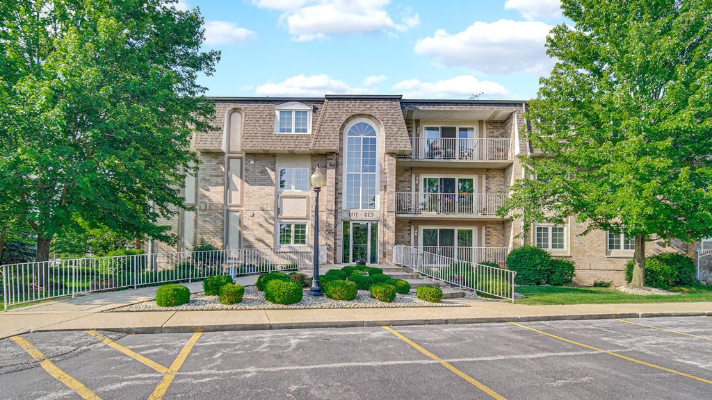 408 Swan Drive 2d, Dyer, IN 46311