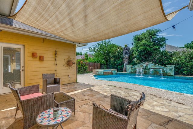 2953 Cheshire Way, Grand Prairie, TX 75052