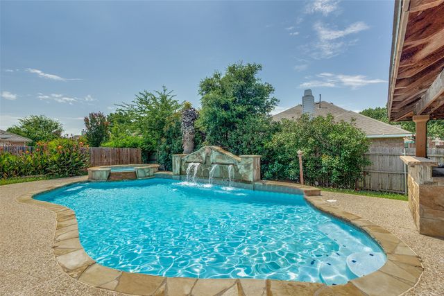 2953 Cheshire Way, Grand Prairie, TX 75052