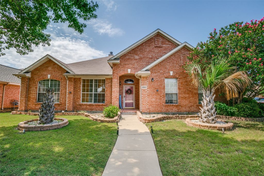 2953 Cheshire Way, Grand Prairie, TX 75052