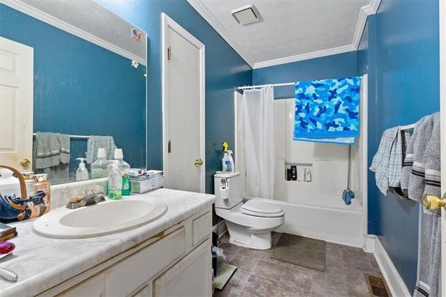 31 Powder Mill Drive, Dallas, GA 30157