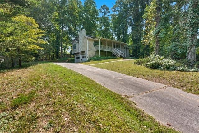 31 Powder Mill Drive, Dallas, GA 30157