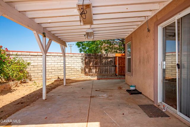 149 Asusena Drive, Palmdale, CA 93550