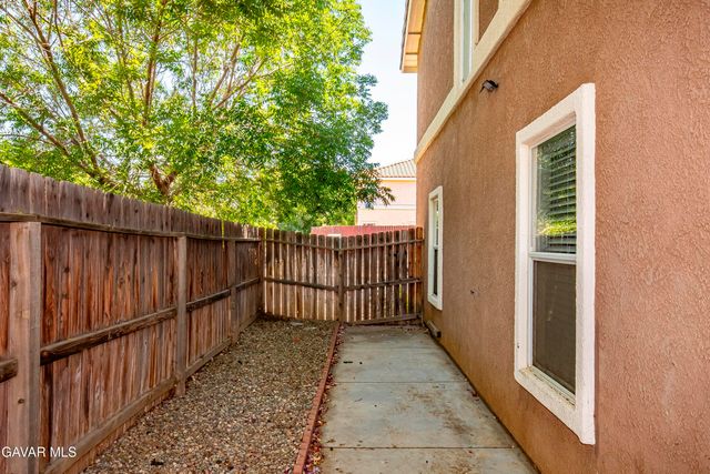 149 Asusena Drive, Palmdale, CA 93550