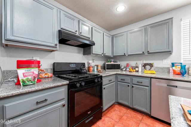 149 Asusena Drive, Palmdale, CA 93550