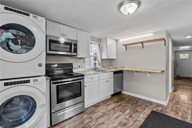 102 Windsor RD, Portsmouth, VA 23701