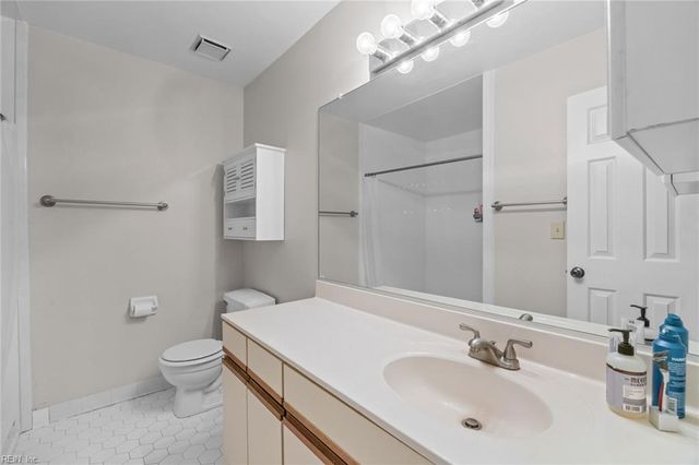 1671 Ocean Bay DR, Virginia Beach, VA 23454