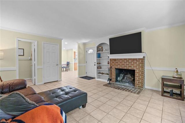 1671 Ocean Bay DR, Virginia Beach, VA 23454
