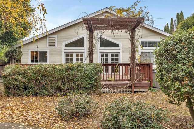 256 Honeydew Dr, Vallejo, CA 94591