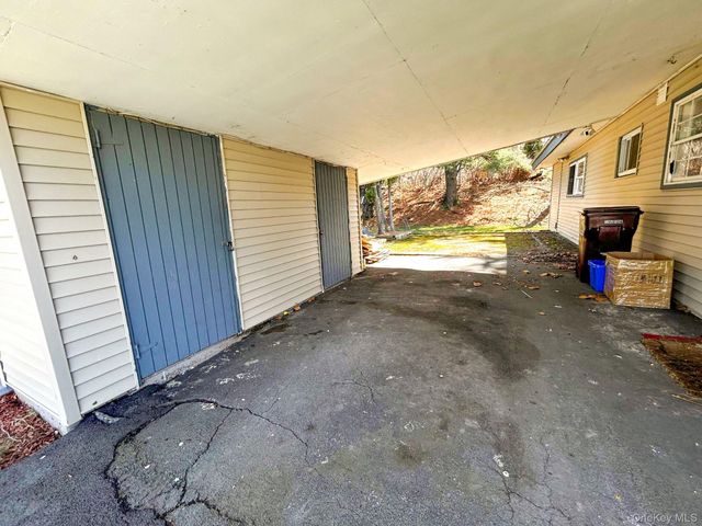 61 Straight Path, Rock Hill, NY 12775