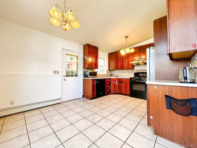 61 Straight Path, Rock Hill, NY 12775