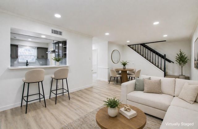 1888 Saxony Lane, Houston, TX 77058