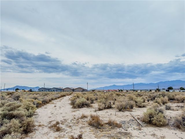 1971 East Deputy Street, Pahrump, NV 89048