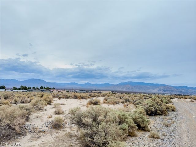 1971 East Deputy Street, Pahrump, NV 89048