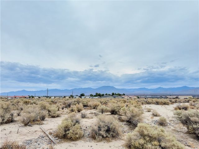1971 East Deputy Street, Pahrump, NV 89048