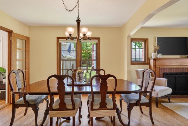 13 Oxford Place, Madison, WI 53704