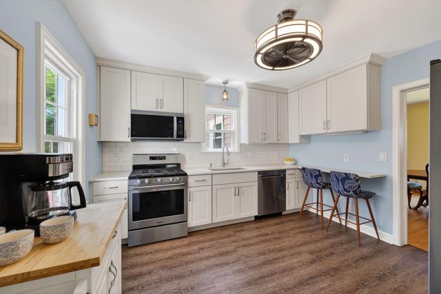 13 Oxford Place, Madison, WI 53704