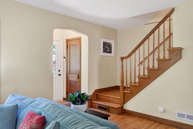 13 Oxford Place, Madison, WI 53704