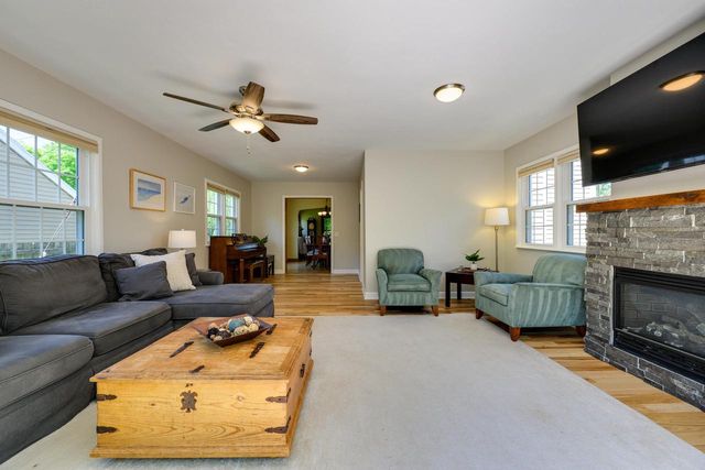 13 Oxford Place, Madison, WI 53704