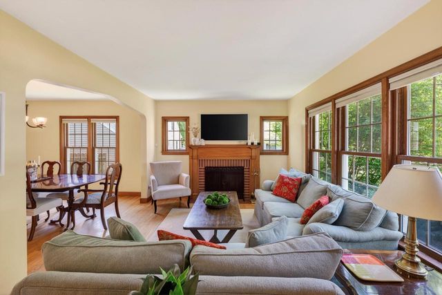 13 Oxford Place, Madison, WI 53704