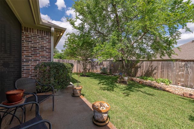 4285 Hollow Stone Drive, College Station, TX 77845