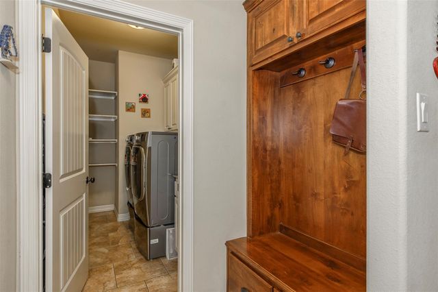 4285 Hollow Stone Drive, College Station, TX 77845