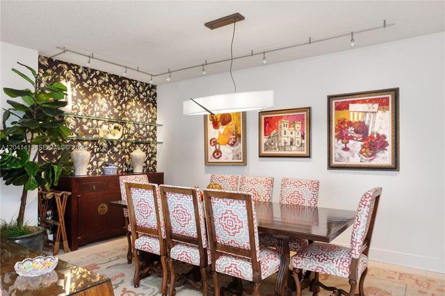 1581 Brickell Ave 903, Miami, FL 33129