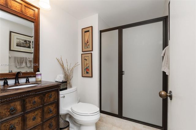 1581 Brickell Ave 903, Miami, FL 33129