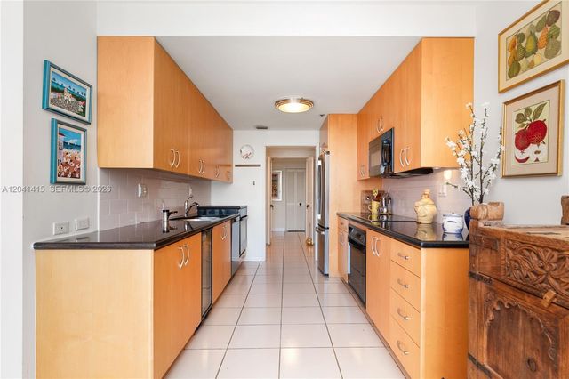 1581 Brickell Ave 903, Miami, FL 33129